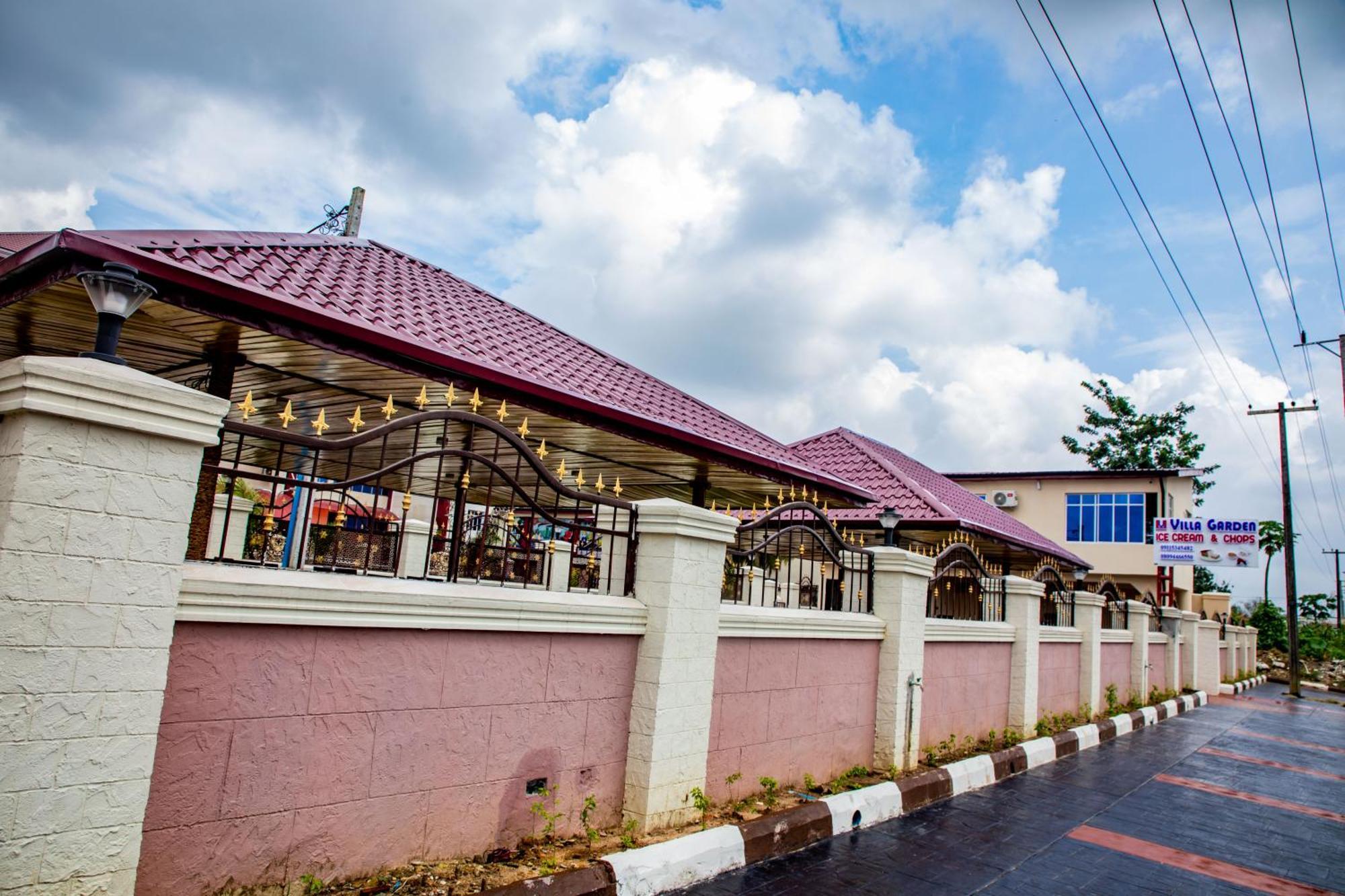 Villa Hilton Hotels Uyo Luaran gambar