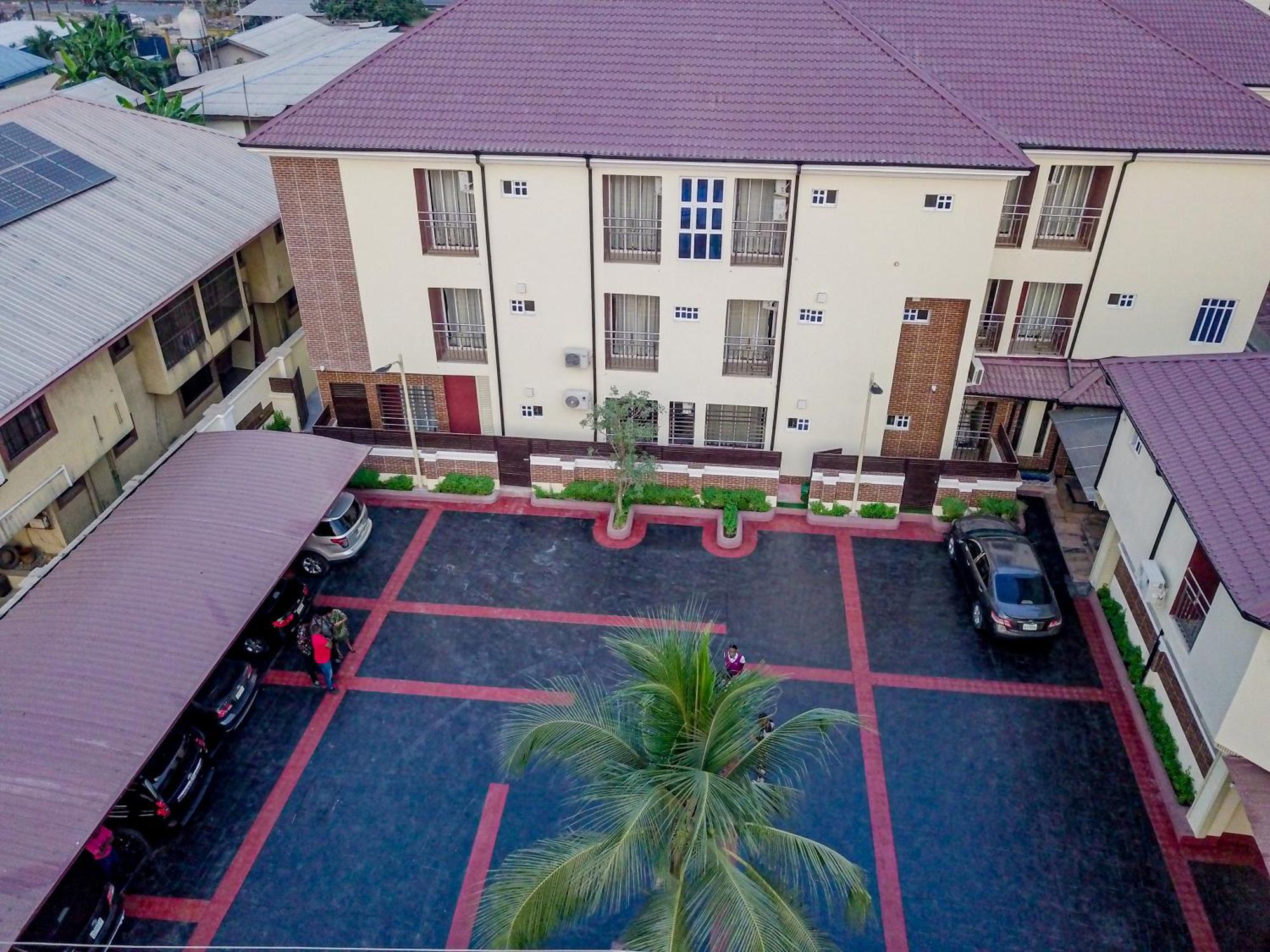 Villa Hilton Hotels Uyo Luaran gambar